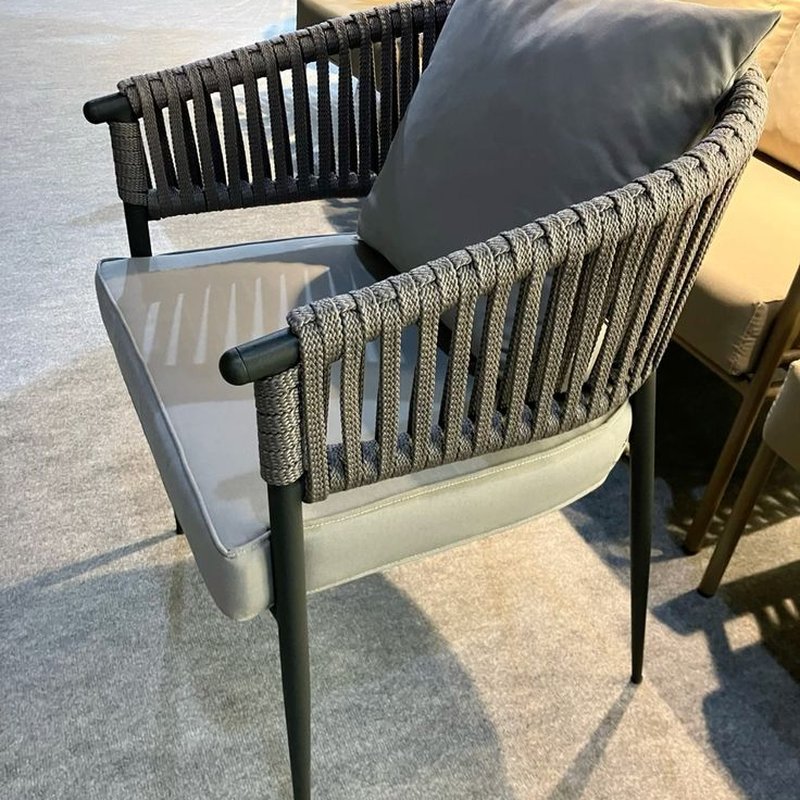 Outdoor Furniture 32